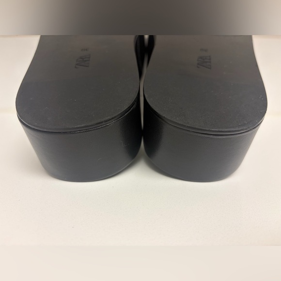 ZARA black Faux Leather Puffer Strappy Platform Slides Sandals size EU 39 - Picture 11 of 13